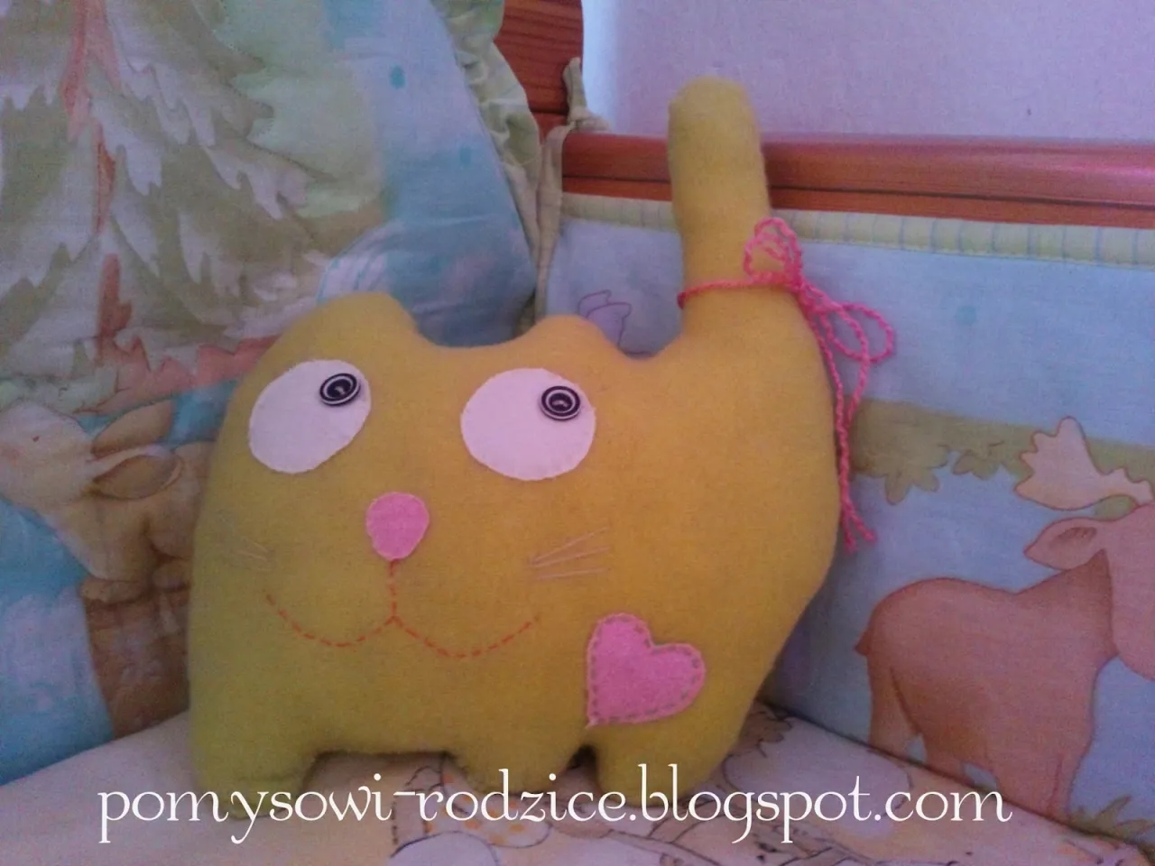 Jak uszyć kot maskotkę: proste kroki i wzory dla każdego początkującego