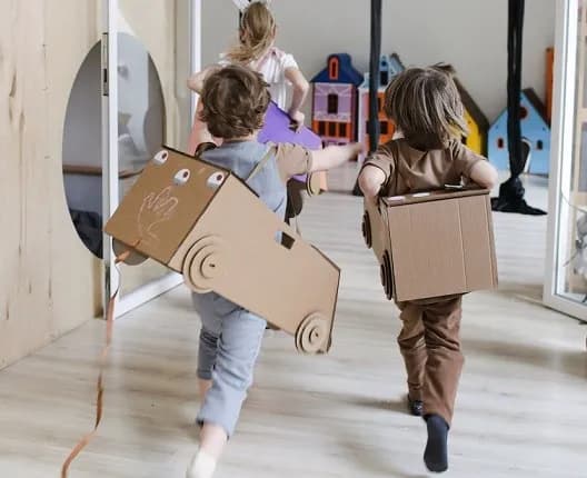 Jak zrobić postacie z kartonu - proste sposoby na kreatywne figurki